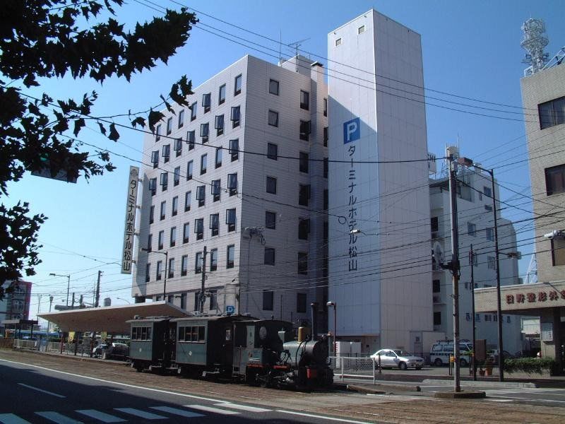 Terminal Hotel Matsuyama Мацуяма Экстерьер фото